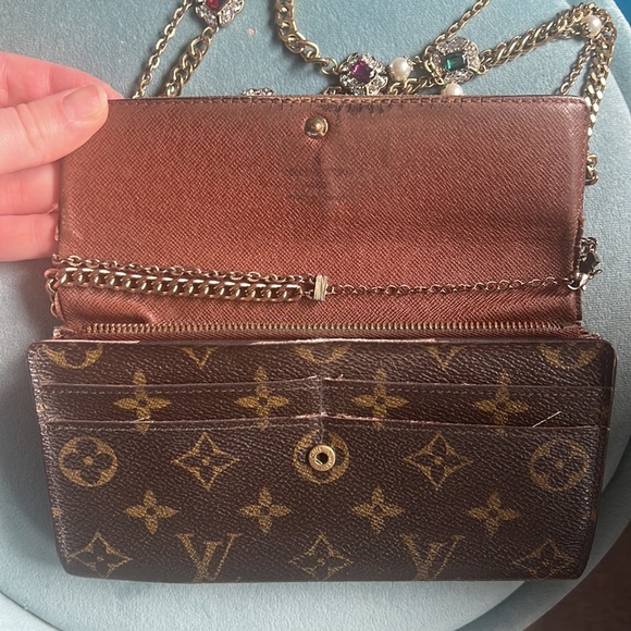 Louis Vuitton Sarah Wallet - Picture 4 of 12